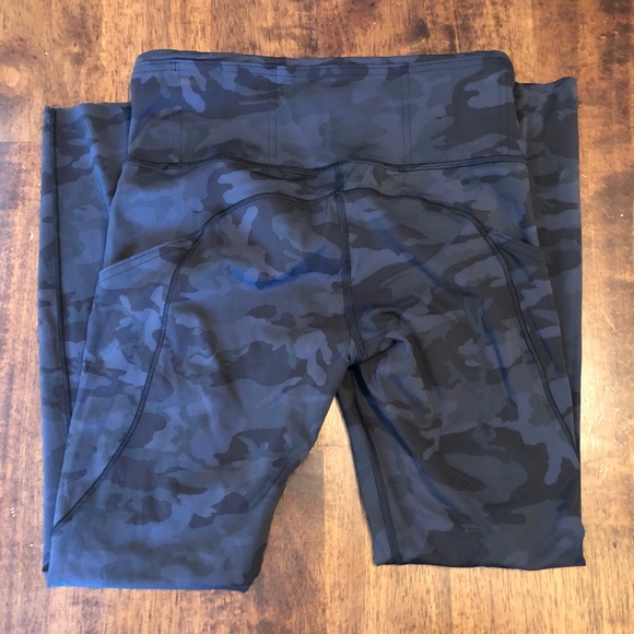 Lululemon fast and free 25” size 6 - Picture 3 of 5